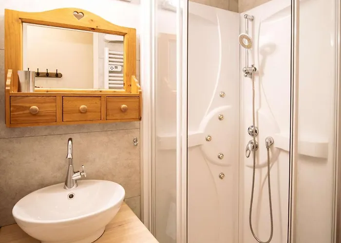 Cosy, 4 Pers, Val Thorens, Skis Aux Pieds, Balcon, Cuisine Equipee - Fr-1-637-51 Val Thorens